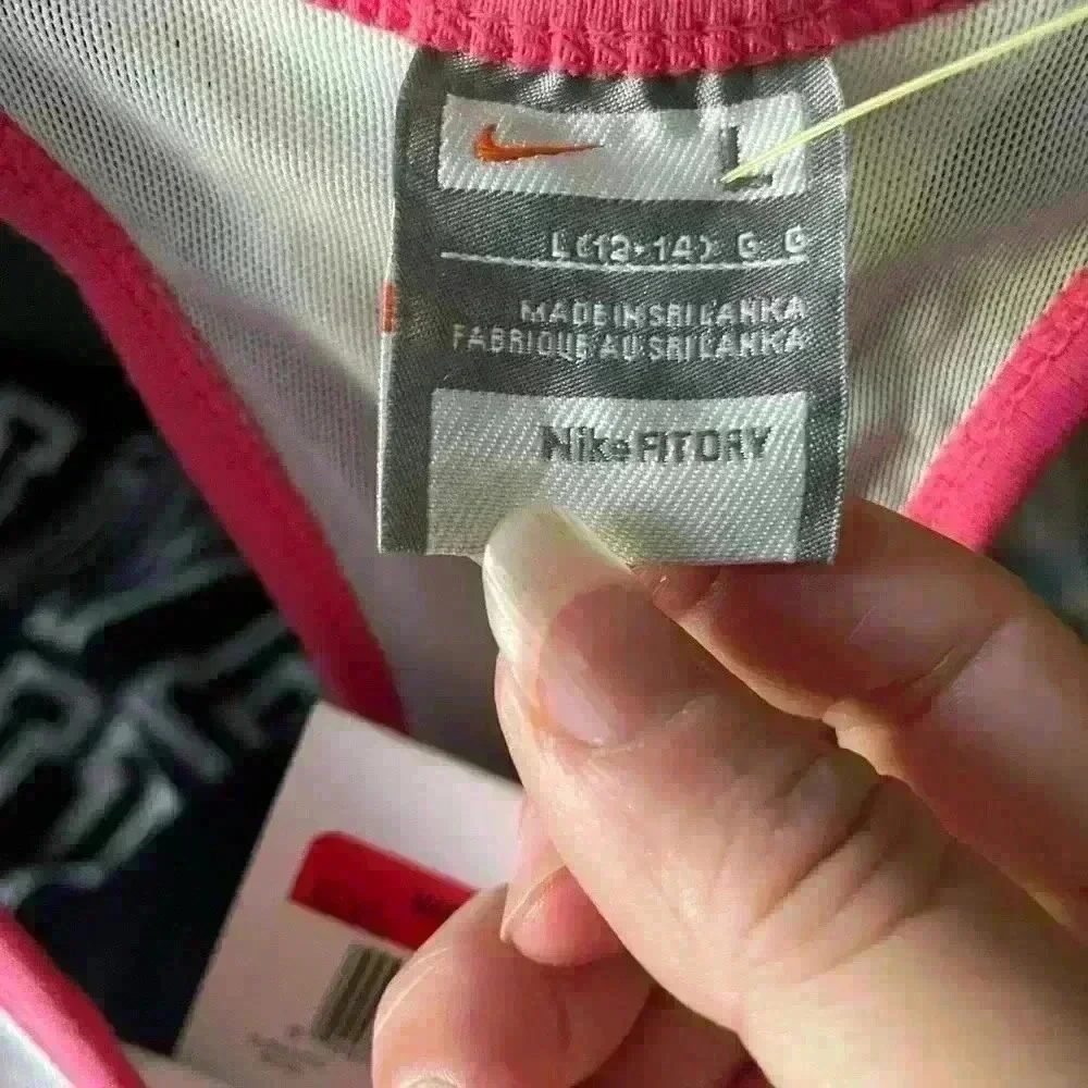 Nike tank with tags brand new